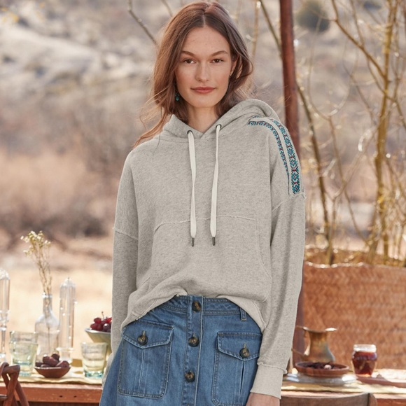 Sundance Tops - Sundance Rayne Hoodie Sweatshirt Size Large Bin 79